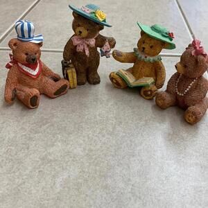 1996 Bronson Collection bears. Set of 4.